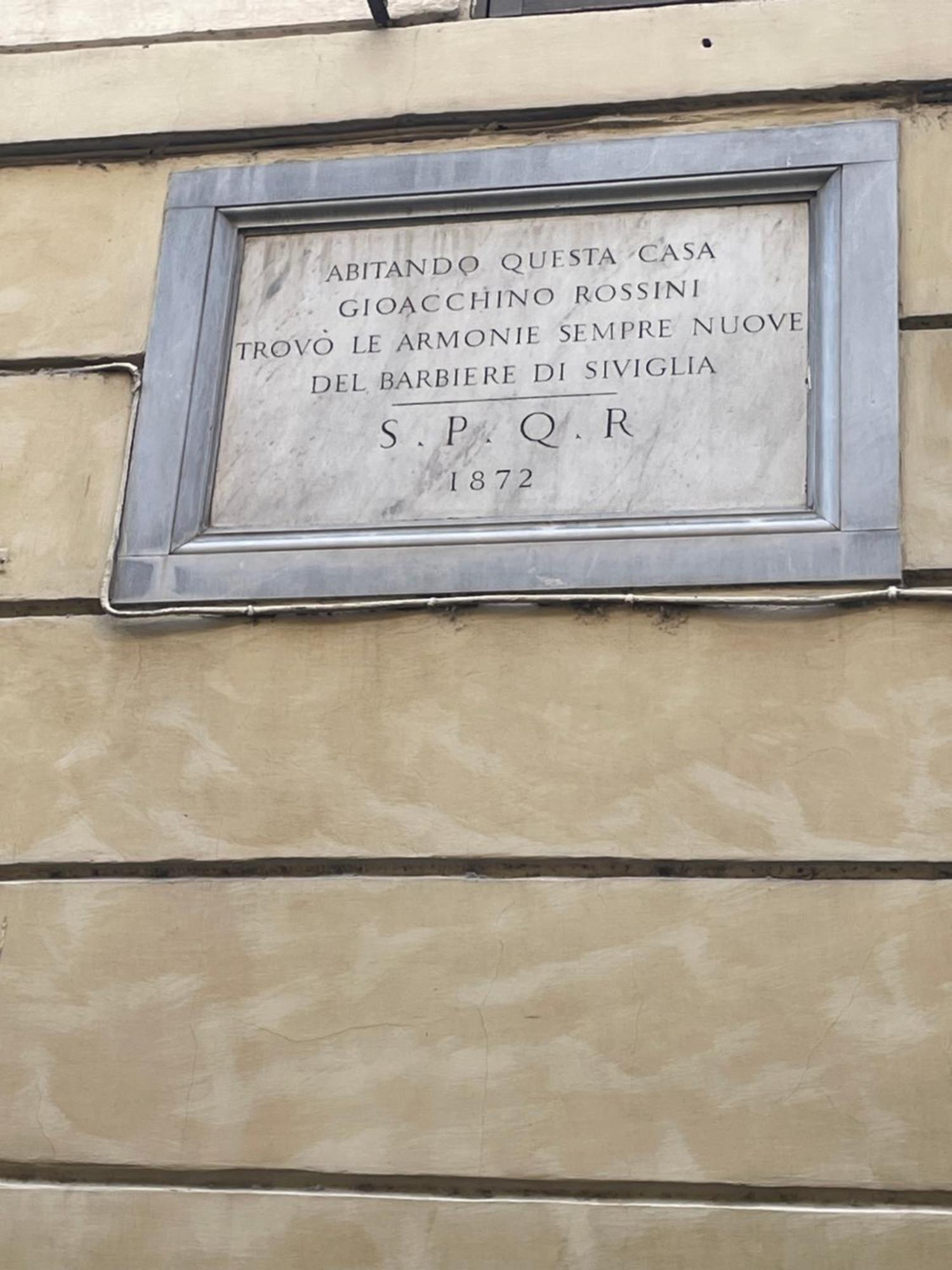 Giglio Apartment Navona Рим Екстериор снимка